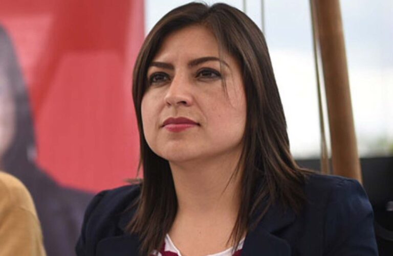 Censura y justificaciones marcan último informe de Rivera Vivanco