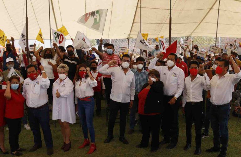 Entregan dictámenes a candidatos municipales