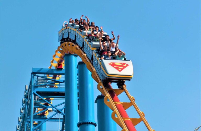 Six Flags ametralladora