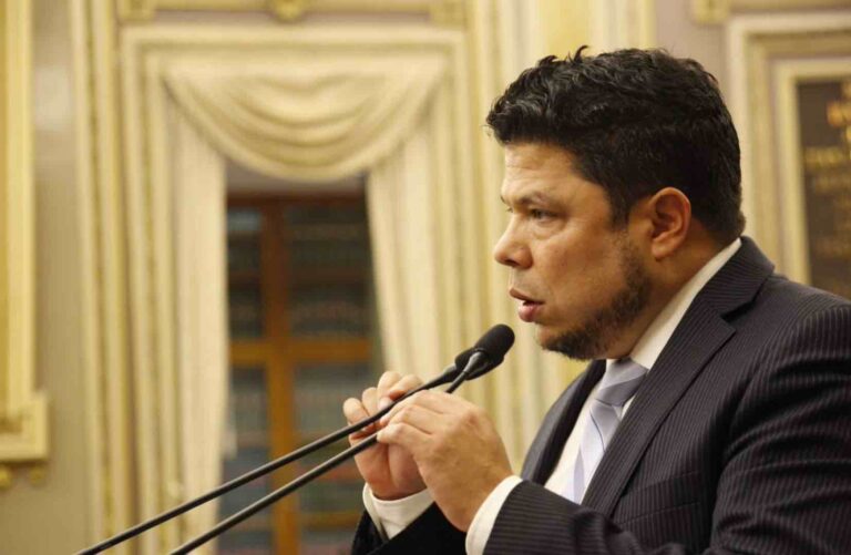 Circula presunta salida de Gabriel Biestro de la STP