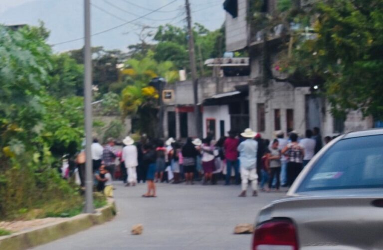 Morena en Huitzilan utiliza programas sociales para inducir al voto