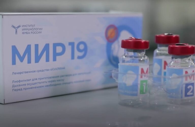 Ministerio de Salud ruso registra fármaco universal contra todas las variantes de Covid