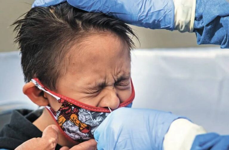 Rebasa México las mil muertes por COVID-19 en menores de edad