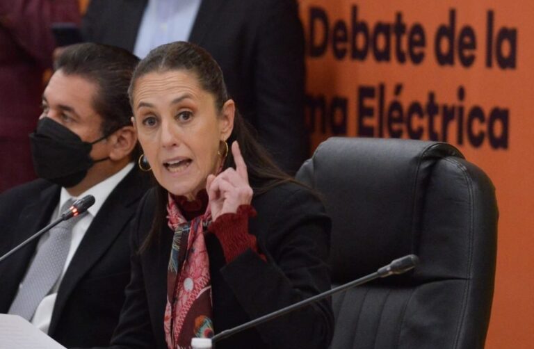 Acusan a Claudia Sheinbaum por actos anticipados de campaña en Puebla