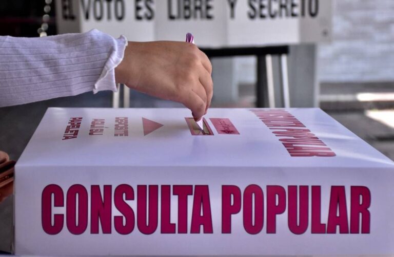 Validan 14% de firmas para consulta de revocación en Puebla