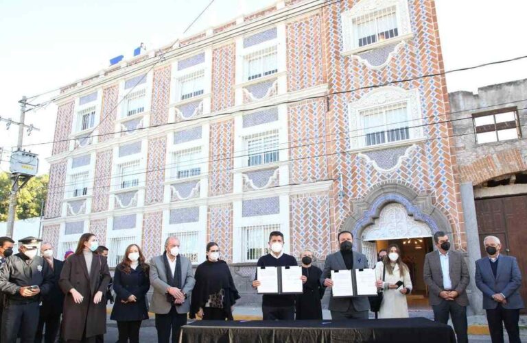 Canadevi y Ayuntamiento firman convenio para construir 4 mil viviendas; buscan repoblar Centro Histórico
