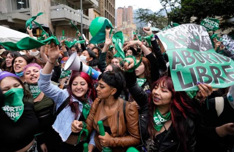 Reconoce Barbosa que está pendiente la despenalización del aborto en Puebla