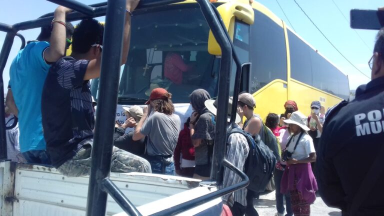 Desmienten retención de caravana de los 20 Pueblos