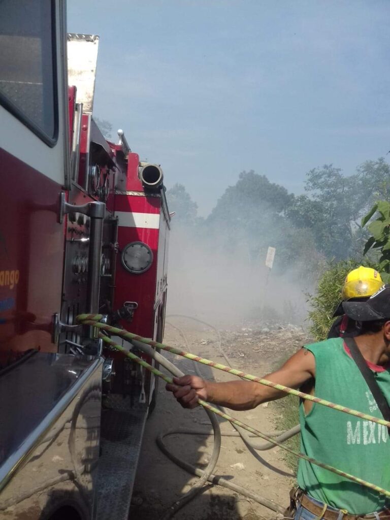 Fin de semana de incendios forestales en Huauchinango