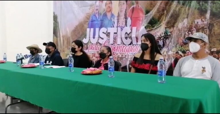 Buscan solución al problema político de Coyomeapan