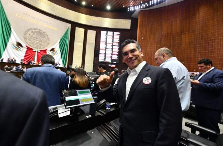 Indignante desperdicio de recursos del gobierno: PRI
