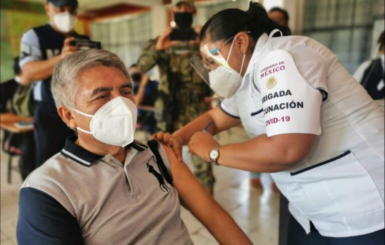 Aplicará Salud refuerzo de vacuna contra la COVID-19