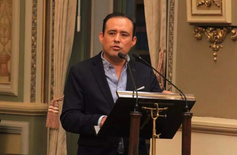 Diputado Morenista ignora el nombre de dos municipios de su distrito