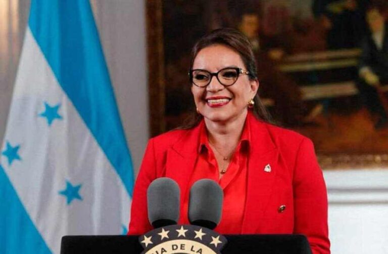 Sí invitan a todos asistiré a Cumbre de las Américas: Presidenta de Honduras
