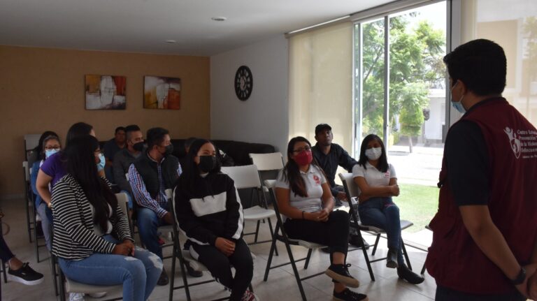 Realiza plática para la prevención de secuestro y extorsión