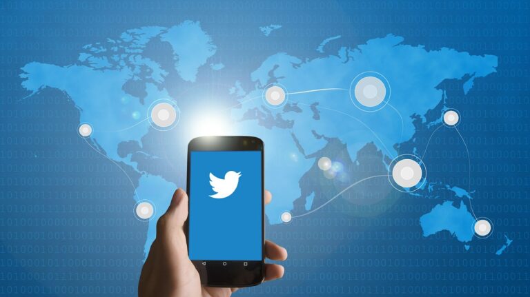 Musk amenaza con retirar oferta de compra de Twitter