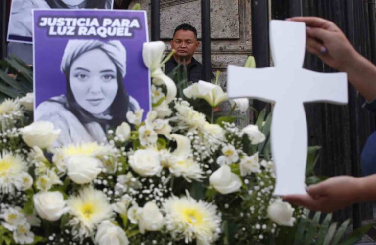Protestan en Guadalajara por feminicidio de Luz Raquel