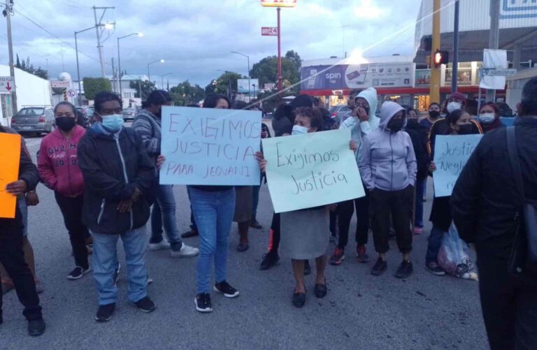 Clínica 15 de IMSS en Tehuacán pone en peligro la vida de un ser humano
