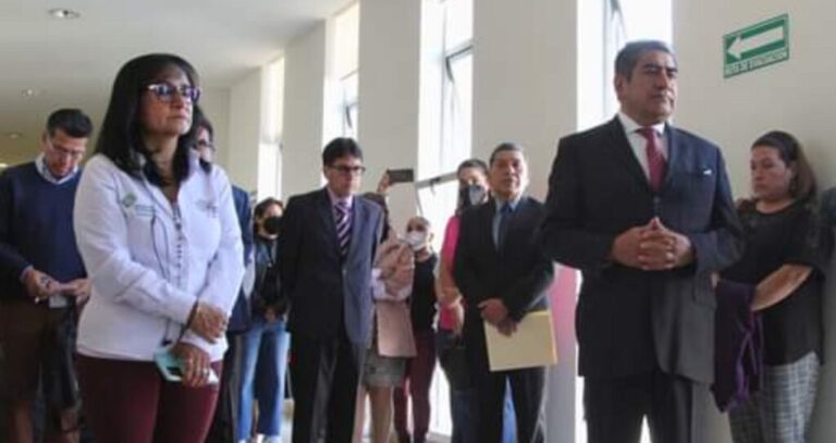 Destituyen a Bernardo Martínez de la dirección de Universidades en Puebla