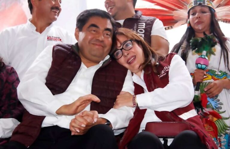 Barbosa pagó mil millones para gobernar Puebla