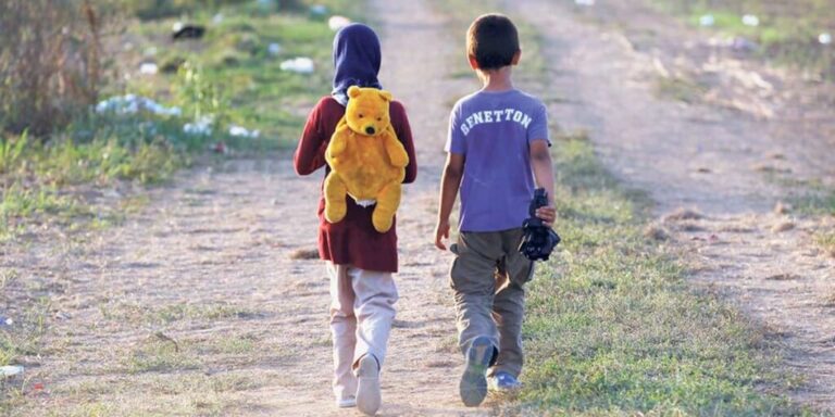 Rescatan a 57 niños migrantes en Chihuahua