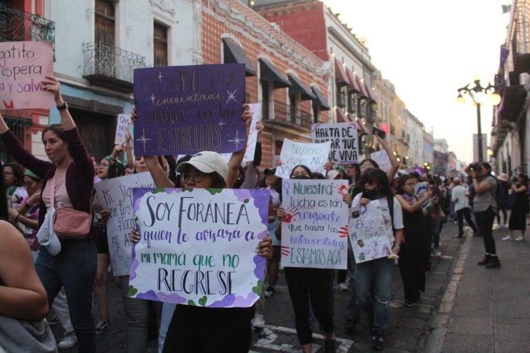 8M en Puebla: poblanas se movilizan con megamarcha histórica