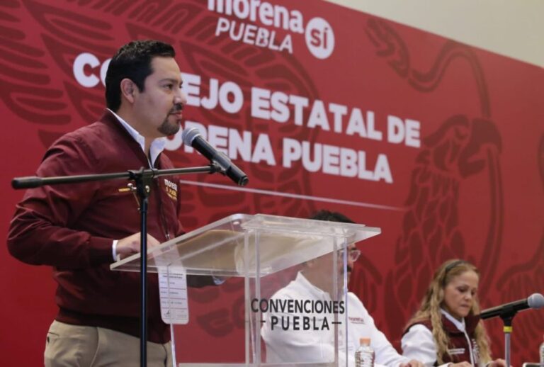 Andrés Villegas continuará al frente de Morena en Puebla pese a irregularidades
