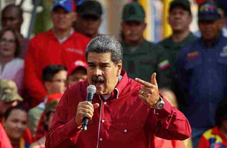 “¡Vocero gringo, lárgate bien al carajo!”: Maduro responde a la amenaza de EE.UU. de más sanciones