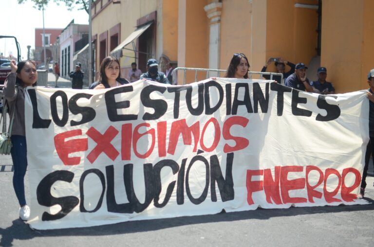 Piden subsidio para casas del estudiante