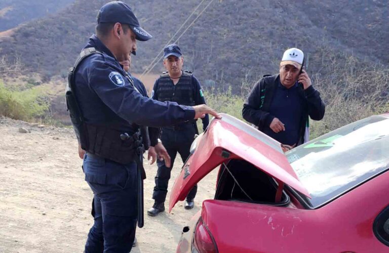 Impiden manifestación de habitantes de Coyomeapan en Tehuacán