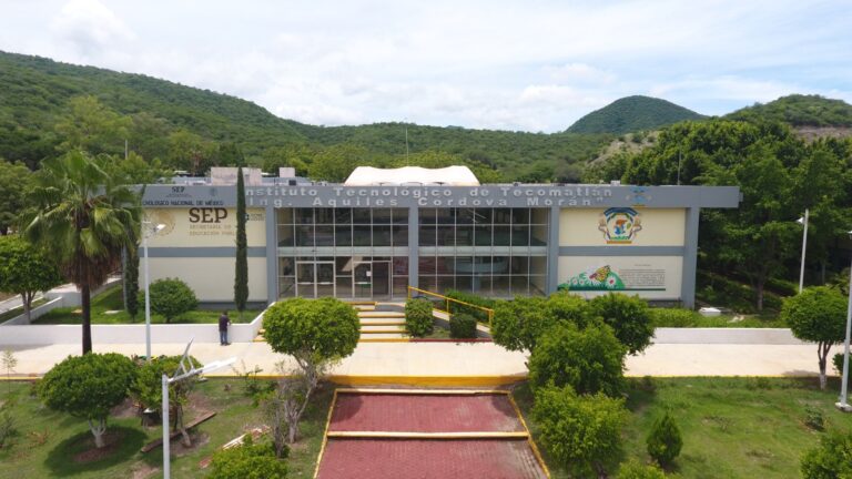 Pide ITT infraestructura y equipamiento de laboratorios