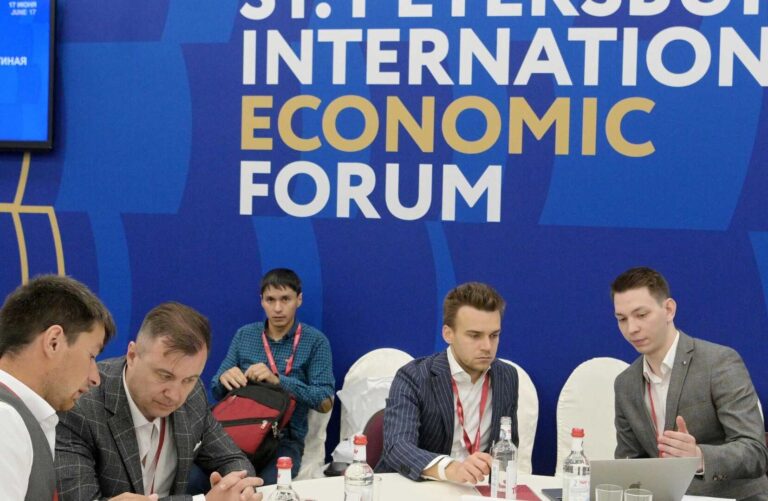 900 contratos por $45mil millones se firmaron en el Foro Económico de San Petersburgo