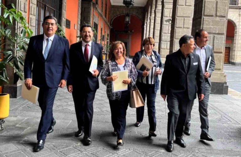 Participa Sergio Salomón en reunión de AMLO con autoridades de zona metropolitana