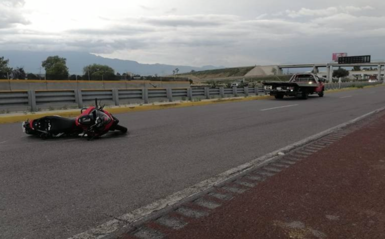 Muere motociclista en autopista Mexico-Puebla