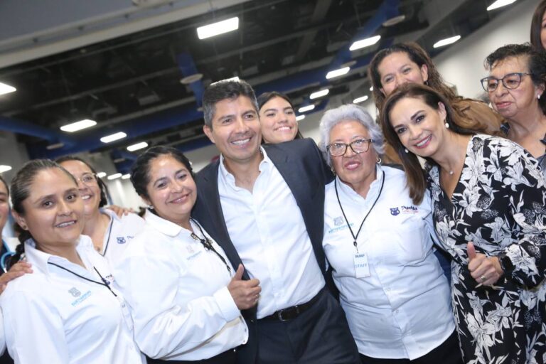 Juega Eduardo Rivera una estrategia política rumbo al 2024