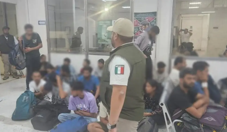 Rescatan en Cancún a migrantes secuestrados