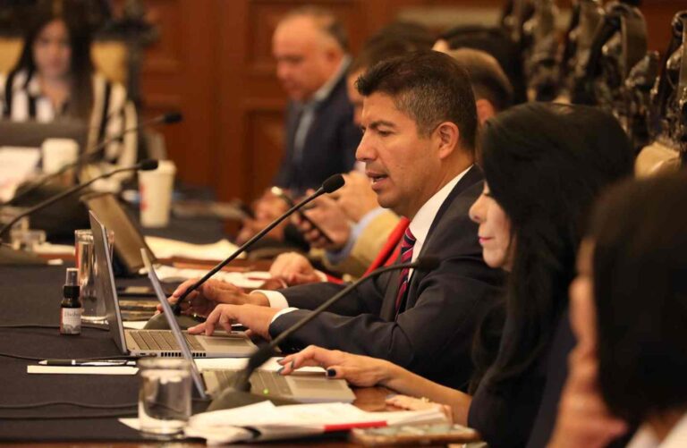 Cabildo envía reforma a ley de ingresos 2023 para continuar con ordenamiento vehicular