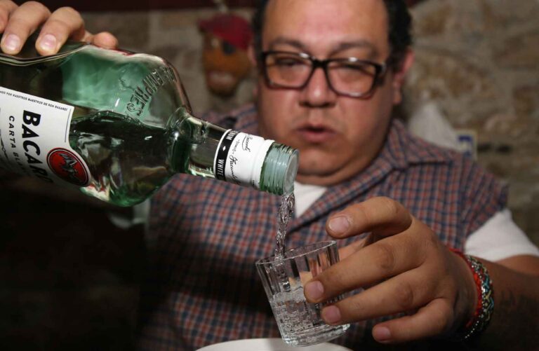 En Puebla ya no venderán alcohol después de medianoche