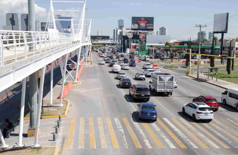 Definitivo el cierre de retornos en vía Atlixcáyotl