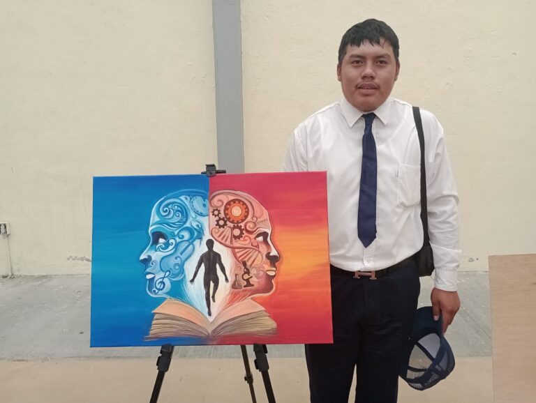 Destaca joven mixteco en justa cultural