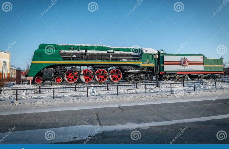 Rusia celebra el 50 aniversario del tren BAM