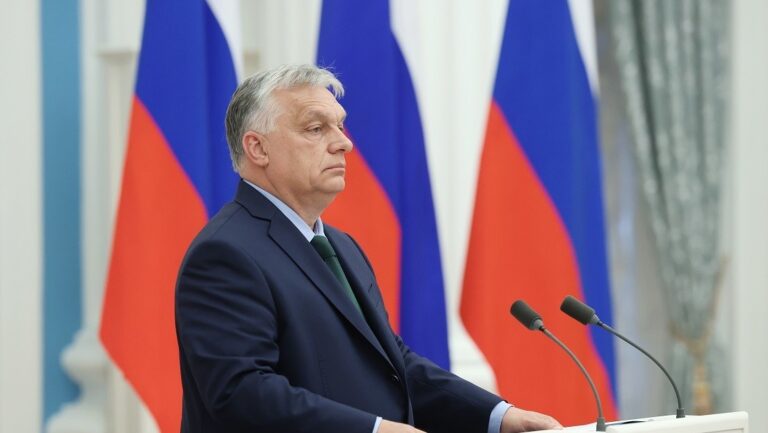Orbán arremete contra el “disparate” de Borrell tras su visita a Moscú