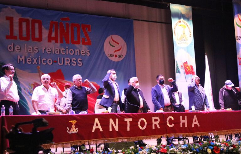 Conmemora Antorcha 100 años de relaciones diplomáticas México-Rusia