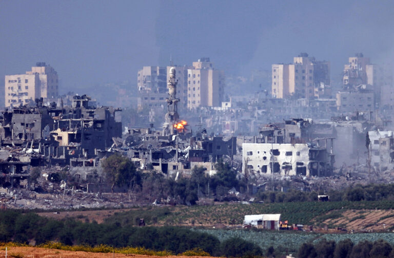 Resultados de un año de  crímenes de guerra cometidos por Israel contra palestinos de Gaza