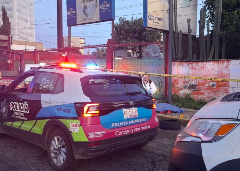 Asesinan a golpes a un hombre en la recta a Cholula