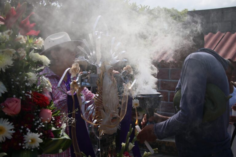 Recibe Santa Inés Ahuatempan Día de Muertos con tradición y cultura