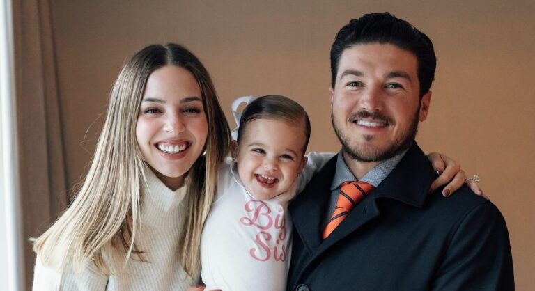 Celebran Mariana Rodríguez y Samuel García llegada de un nuevo bebé