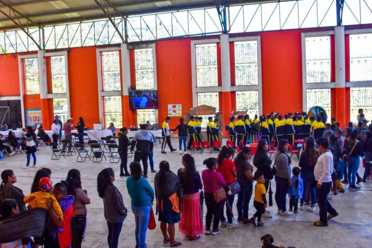 Pobladores de San Miguel del Progreso agradecen los servicios de la jornada ciudadana