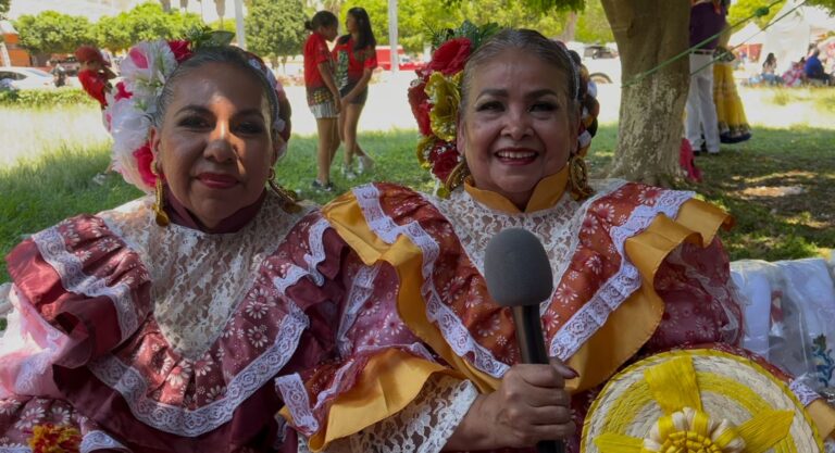 Bailarinas veracruzanas, que son costureras y abuelas, conquistan la Espartaqueada