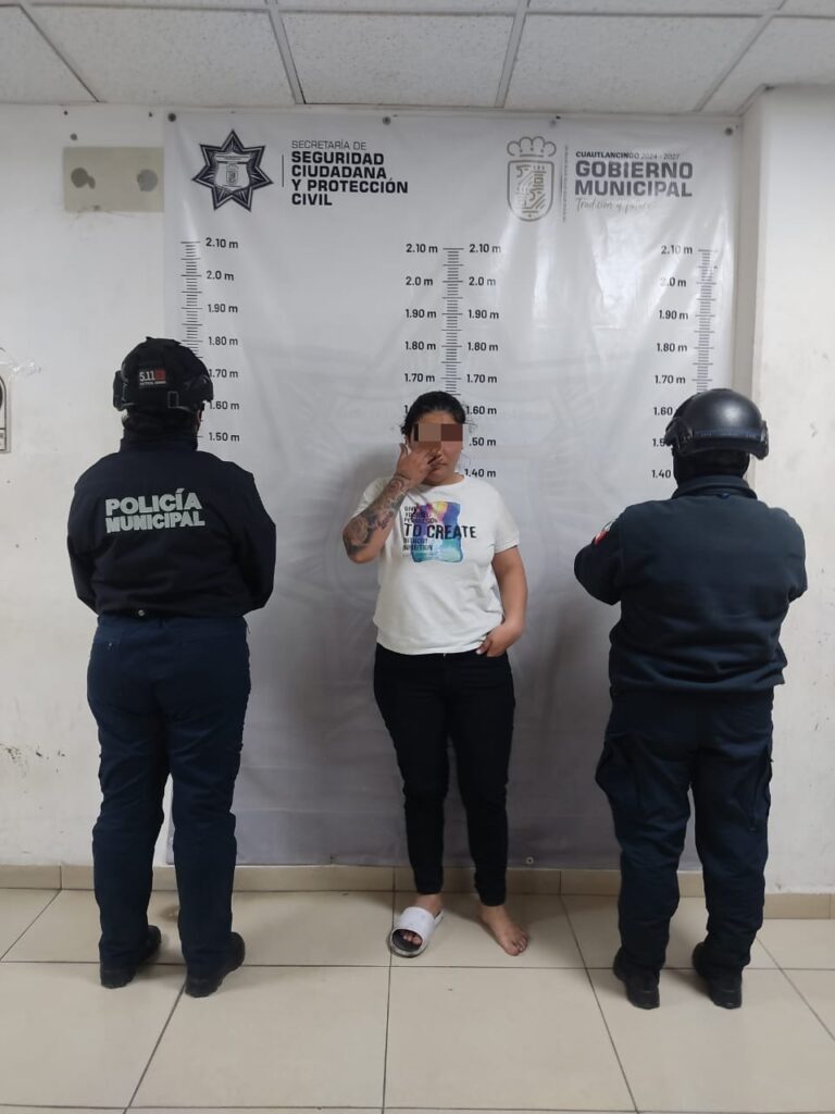 Detienen a una mujer por resistencia a particulares, lesiones y daño en propiedad ajena